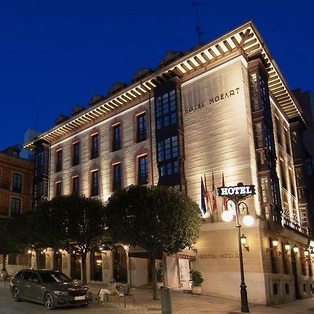Hotel Mozart Valladolid Luaran gambar