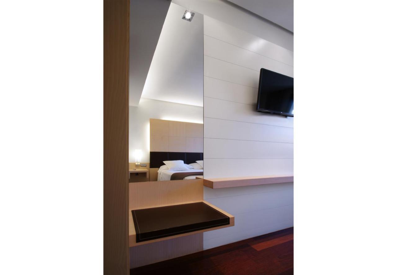 Hotel Mozart Valladolid Luaran gambar