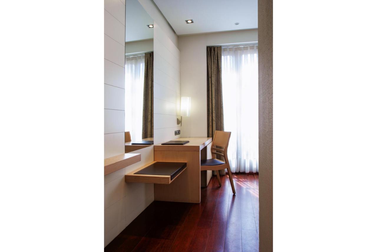 Hotel Mozart Valladolid Luaran gambar