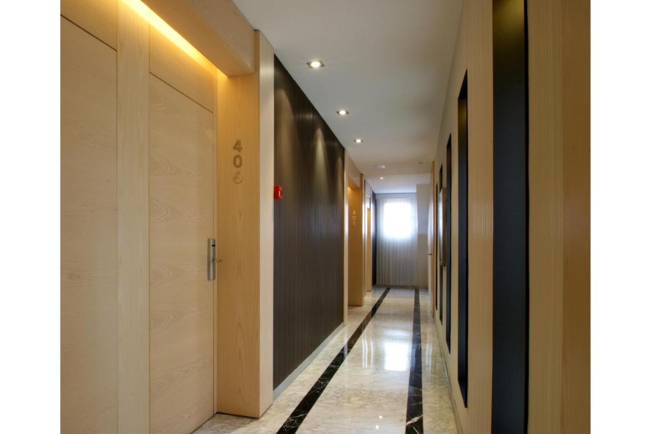 Hotel Mozart Valladolid Luaran gambar