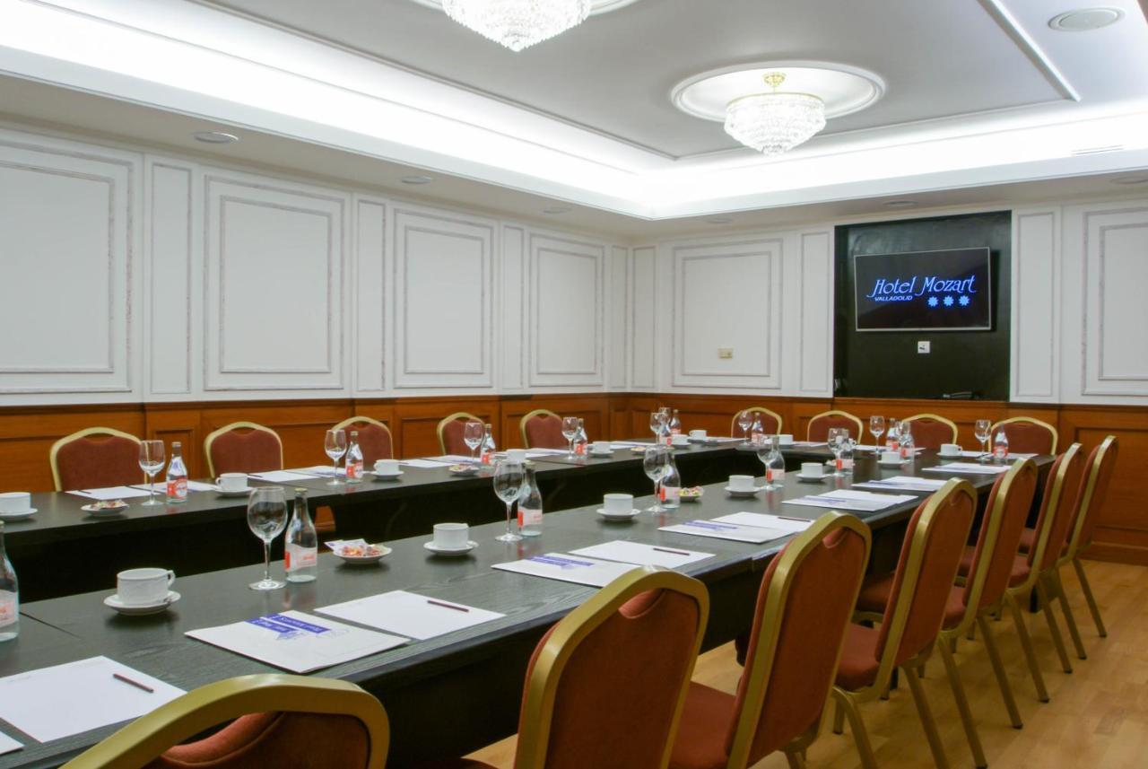 Hotel Mozart Valladolid Luaran gambar